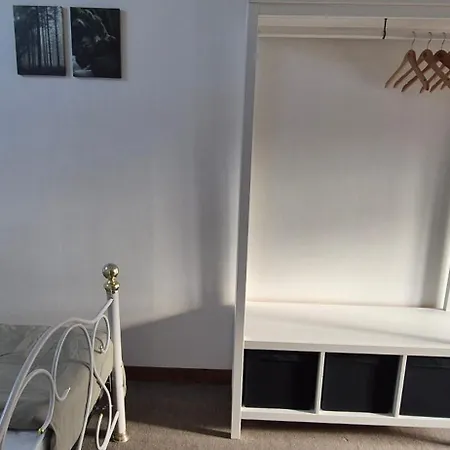 La Maison Neuve Apartment *