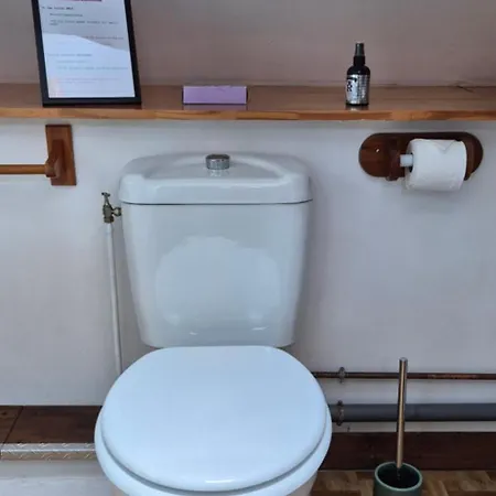 La Maison Neuve * Madre