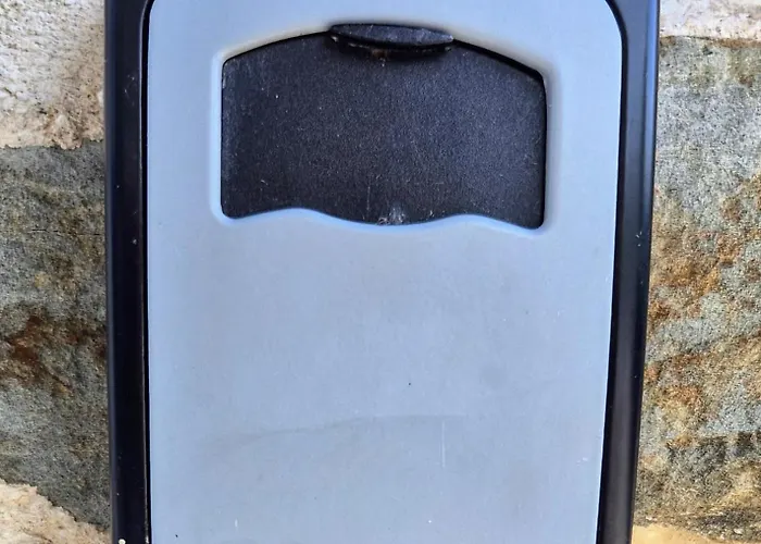 La Maison Neuve * Madré